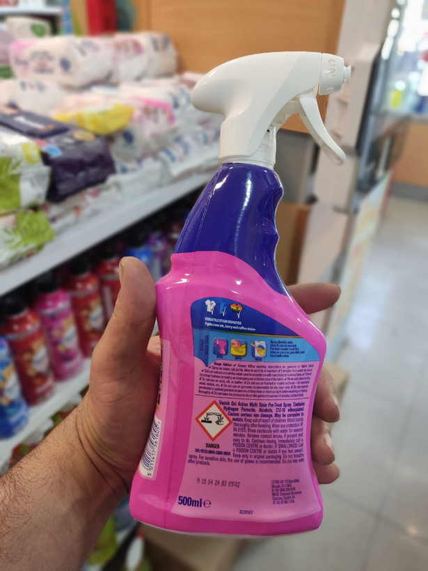 اسپری لکه بر فوری لباس ونیش